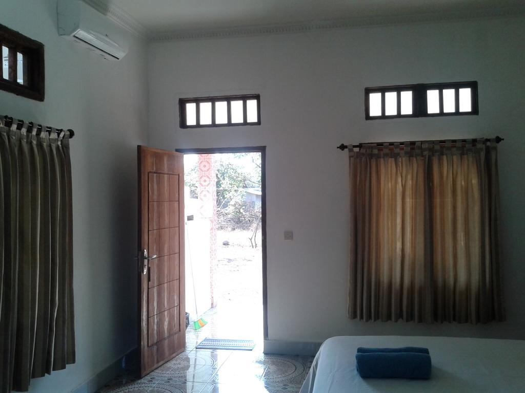 Putri Homestay Gili Meno Zimmer foto