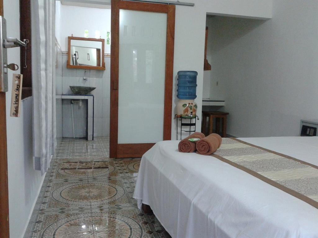 Putri Homestay Gili Meno Zimmer foto